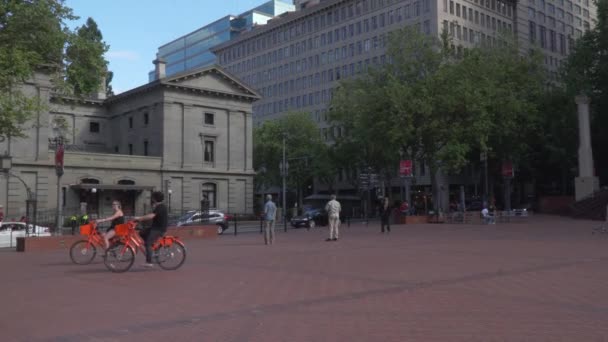 Portland Oregon Şehir Merkezi Plaza — Stok video