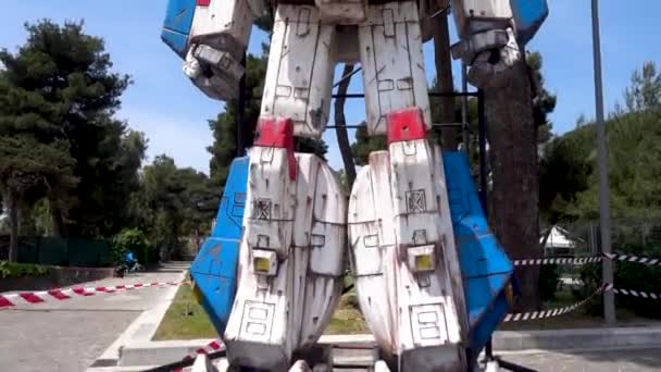 Comicon Büyük Bir Gundam Kopyası — Stok video