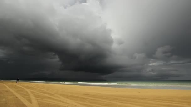 Time Lapse Nubes Tormenta Sobre Playa — Vídeos de Stock