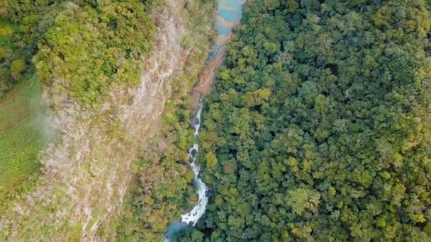 Otroligt Luftskott Över Semuc Champey Vattenfall Guatemala — Stockvideo