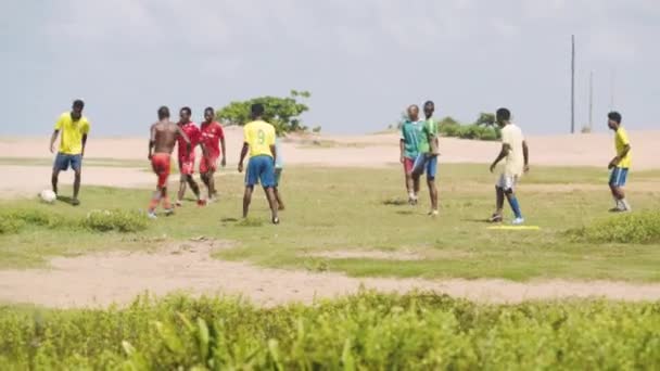 African Men Playing Soccer Countryside Madagascar — ストック動画