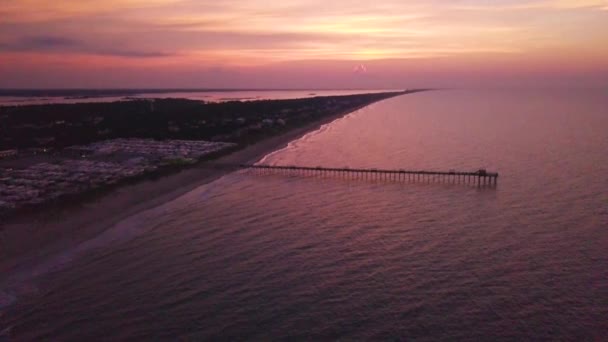 Ładny Poranek Podczas Wschodu Słońca Latający Dronem Nad Molo Bogue — Wideo stockowe