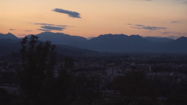 Άποψη Μιας Ιταλικής Πόλης Ηλιοβασίλεμα — Αρχείο Βίντεο