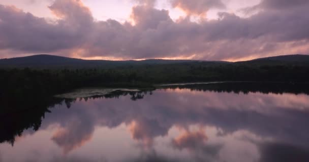 Drone Push Ensenada Monson Pond Maine — Vídeo de stock