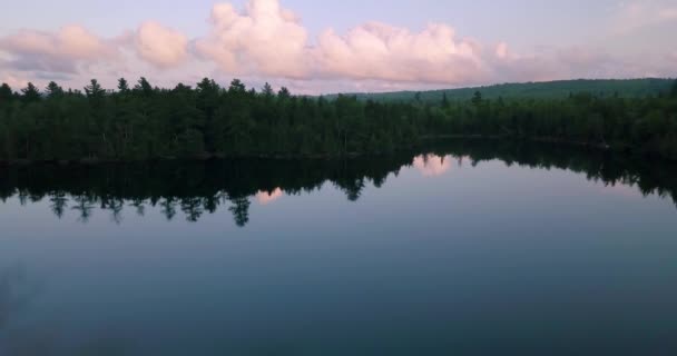 Drone Pullback Monson Pond Sunset — стокове відео