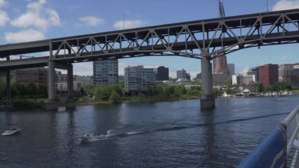 Doppelstockbrücke Innenstadt Von Portland Oregon — Stockvideo