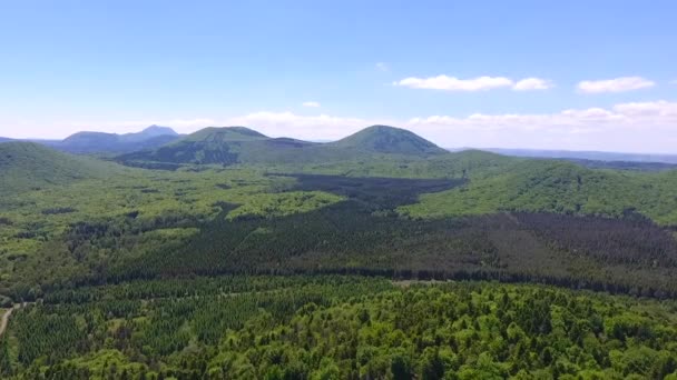 Volare Una Foresta Vicino Vulcano Volvic Francia — Video Stock