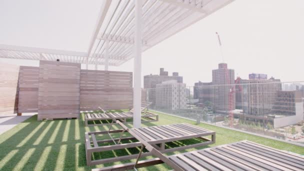 曼哈顿公寓的屋顶帕蒂诺 — 图库视频影像