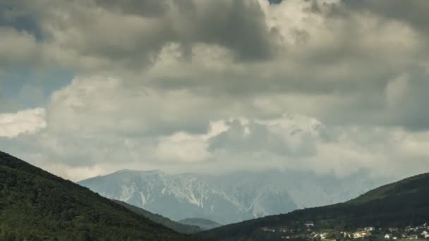 Nuvens Sobre Uma Montanha Áustria — Vídeo de Stock