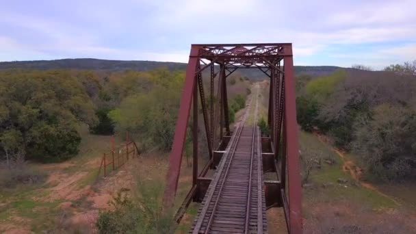 Letecké Bezpilotní Záběry Staré Koleje Kovového Mostu Roku 1903 Spoustou — Stock video