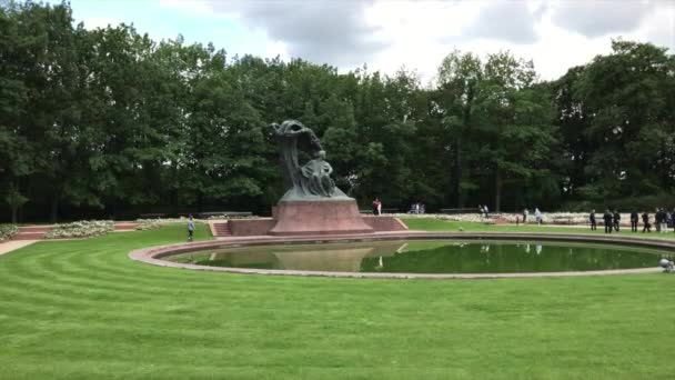 Frederic Chopin Denkmal Warschau Polen — Stockvideo