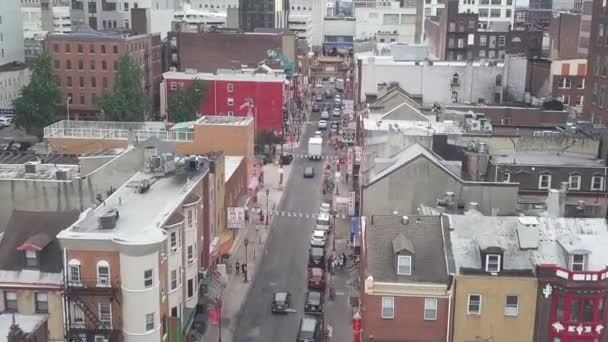 Drone Tiro Voando Sobre Chinatown Filadélfia — Vídeo de Stock