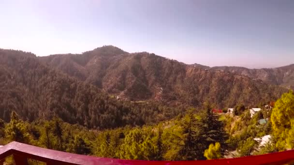 Montanhas Verdes Himalayas Balcão Hotel Shimla Manali Céu Azul — Vídeo de Stock