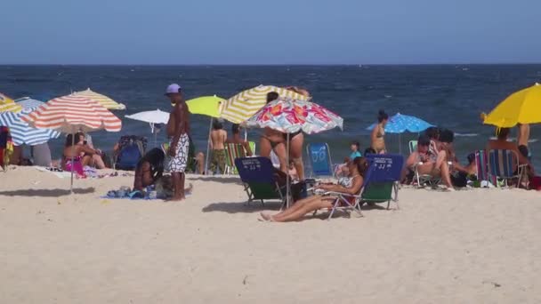 Una Calda Giornata Estiva Spiaggia Copacabana Rio Janeiro Brasile — Video Stock