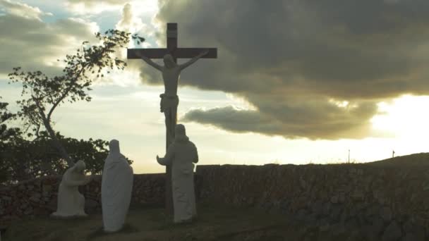 Cruz Religiosa Atardecer Filipinas — Vídeo de stock