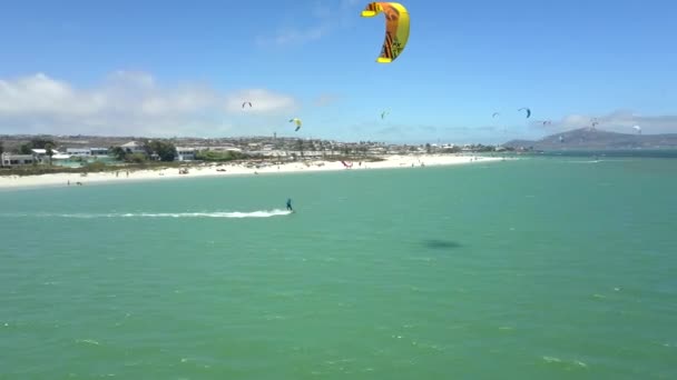 Video Drone Kitesurf Kiteboarding Nella Laguna Langebaan Sud Africa — Video Stock