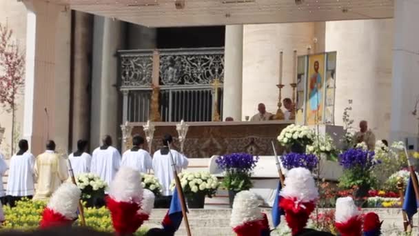 Papież Franciszek Odprawia Mszę Bazylice Piotra — Wideo stockowe