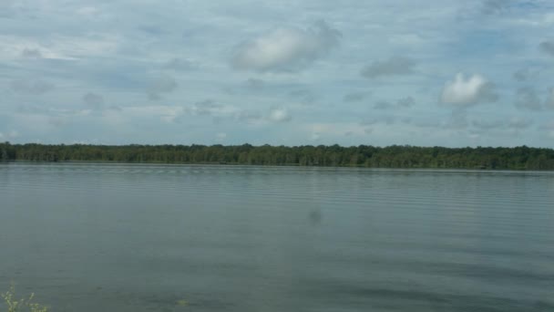 Panela Água Sendo Soprada Pelo Vento Lago Charles Louisiana — Vídeo de Stock