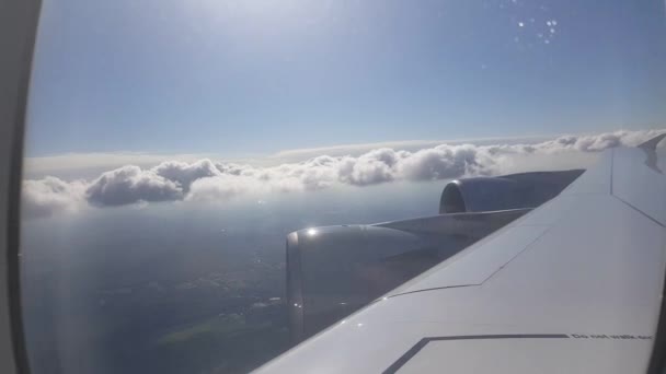 Airbus A380 Raakt Wolken — Stockvideo