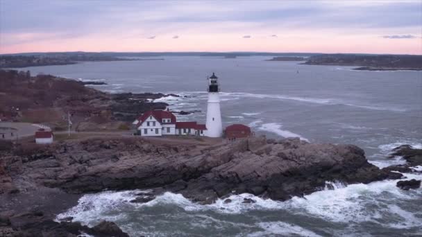 Drone Shot Van Het Prachtige Portland Head Light Maine — Stockvideo