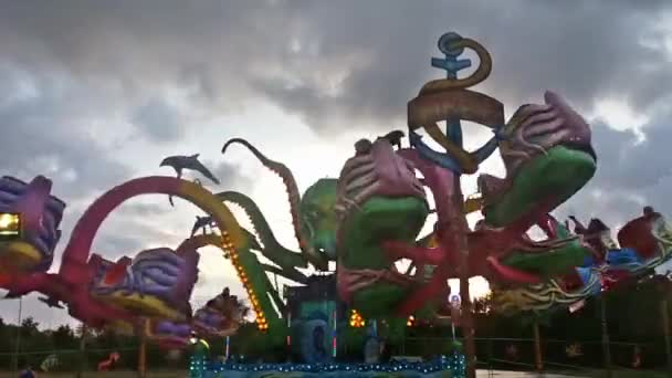 Spinning Carousel Evening — Stock video