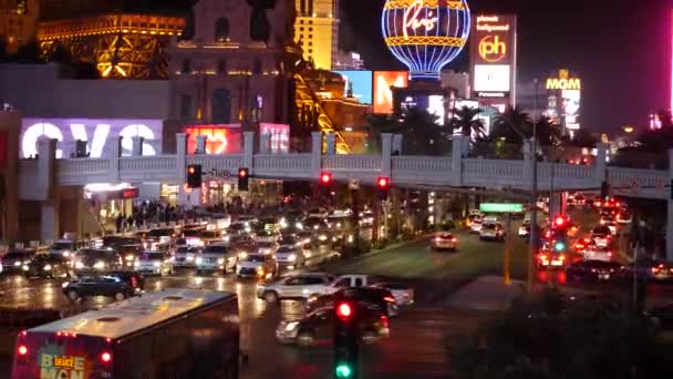 Vegas Trafik Natten — Stockvideo