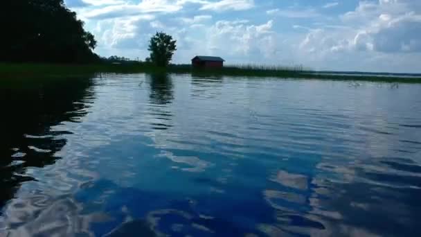 Drone Shot Lake Water Grass Boat House — Stock Video