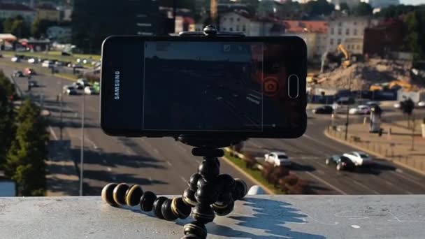 Scattare Foto Con Smartphone Samsung — Video Stock