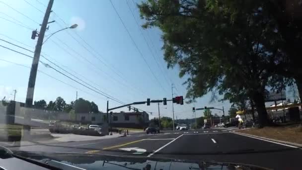 Dirigir Pelas Ruas Cidade Dos Eua Durante Dia — Vídeo de Stock