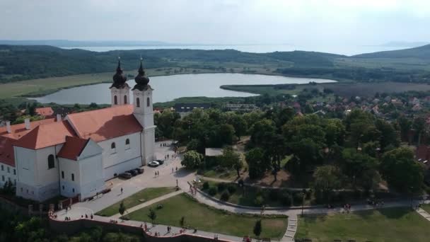 Impressionante Filmato Drone Tihany Situato Balaton Ungheria Può Avere Una — Video Stock