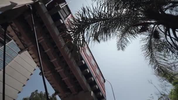 洛杉矶市中心天使飞行的慢镜头 — 图库视频影像