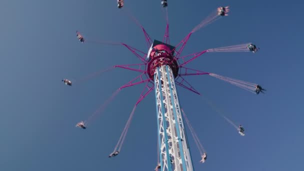 Uitzicht Swing Ride Het Pretpark Bij Pleasure Pier Gelegen Galveston — Stockvideo