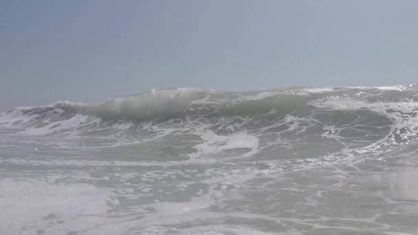 Small Tidal Wave Malibu Verenigde Staten — Stockvideo