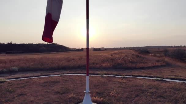 Calcetín Viento Sin Atardecer Ventoso — Vídeos de Stock