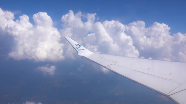 Ljubljana Slovenya Ağustos 2018 Görünüm Uçak Penceresinden Uçak Adria Airways — Stok video