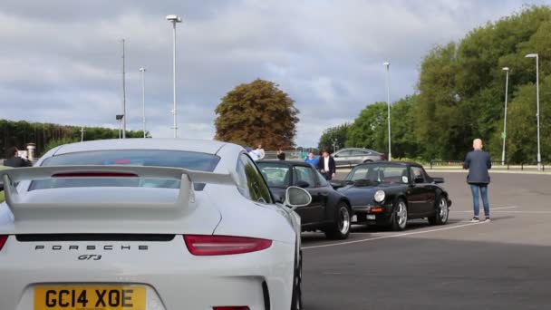Grabación Filmación Video Porsche Durante Evento Cars Coffee Una Gama — Vídeo de stock