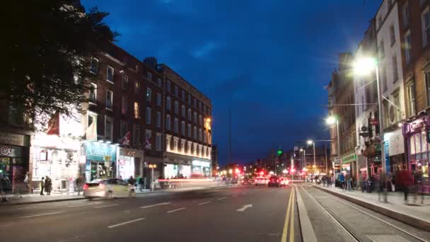 ダブリンの夜のタイムラプス ウェストモアランド通りアイルランド — ストック動画