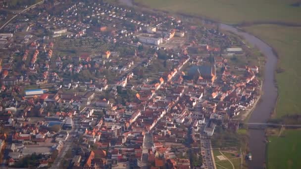 Küçük Alman Kasabası Yukarıdan Çekildi — Stok video