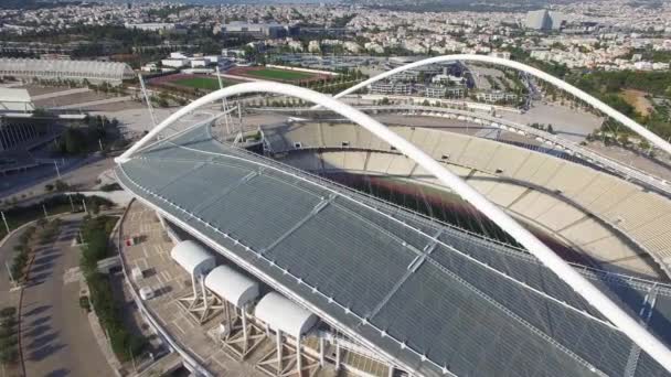 希腊雅典市斯皮罗路易斯奥林匹克体育场上空缓慢的空中射击 — 图库视频影像