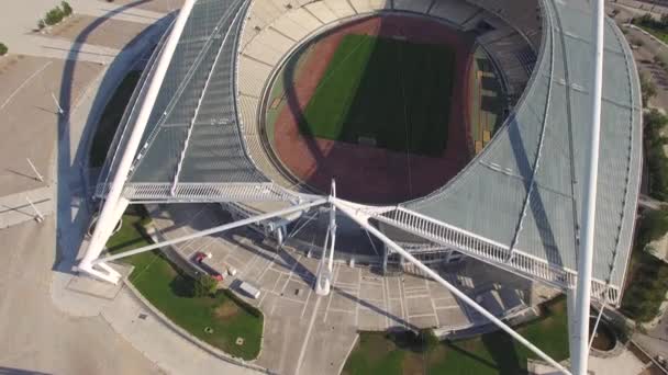 Vue Aérienne Inclinant Vers Haut Pour Révéler Stade Olympique Spiro — Video