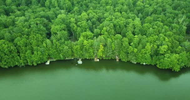 Odpojení Dronu Domu Jezera — Stock video