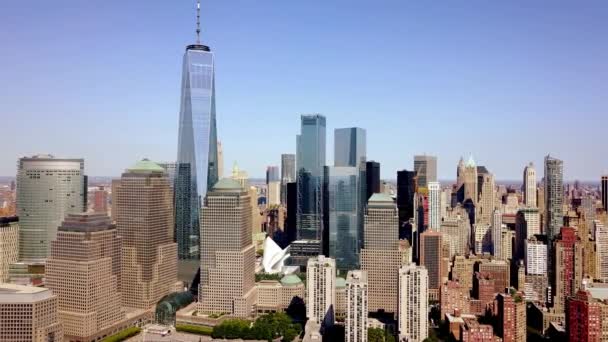 Wtc Building Flyover Day Time Footage — Stock video
