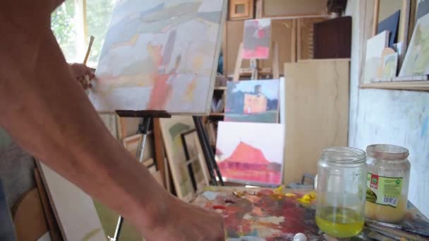 Artysta Malarstwa Atelier Kolor Mieszania Strony Pochylenie Dół Powolny Ruch — Wideo stockowe