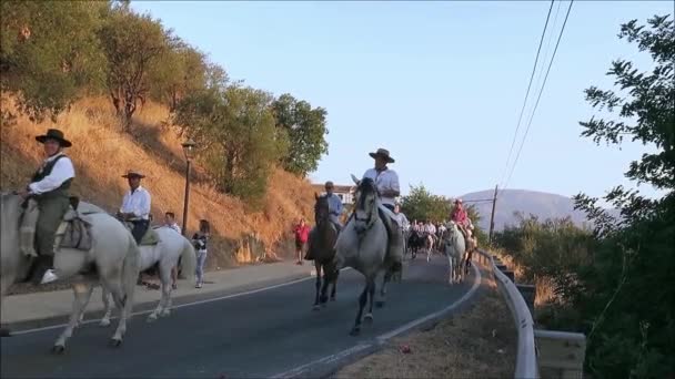 Alora Espagne Août 2018 Groupe Cavaliers Locaux Formant Une Garde — Video