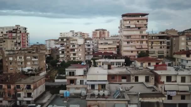 Albanés Paisaje Urbano Drone Disparo Amanecer — Vídeos de Stock