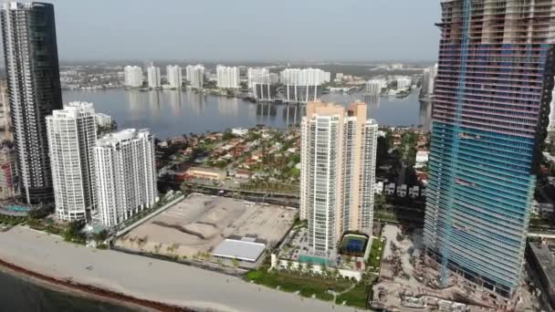 Condominiums Bouwplaats Intracoastale Waterweg Van Bovenaf — Stockvideo