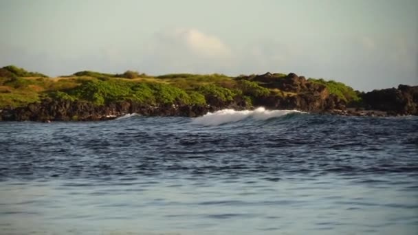 Vlny Ostrově Reunion — Stock video