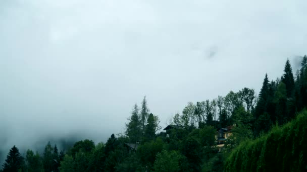 Zeitraffer Den Alpen Österreich Wolken Berge Wald — Stockvideo