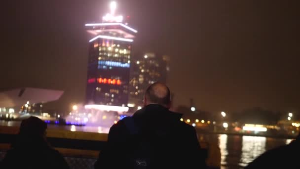 Plan Homme Debout Devant Tour Amsterdam Tour Adam Nuit Sur — Video