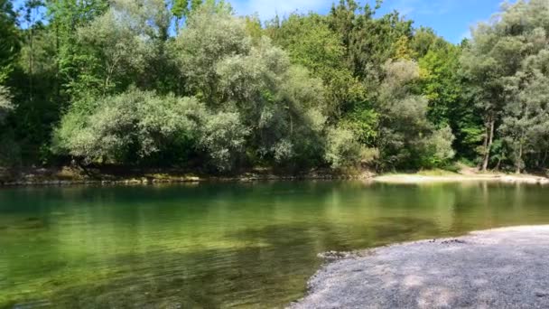 Isar Flaucher München Tagsüber — Stockvideo